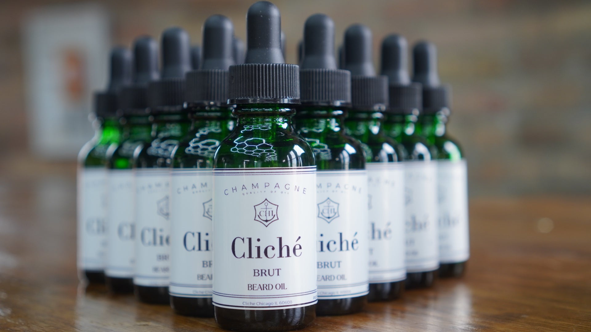 BALANCE —                                                                                                                         Bold. Signature. Centered.
Inspired by Hybrid GG4.